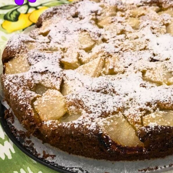 Torta di pere con farina integrale e di avena