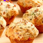 Muffins salati con zucchine e speck